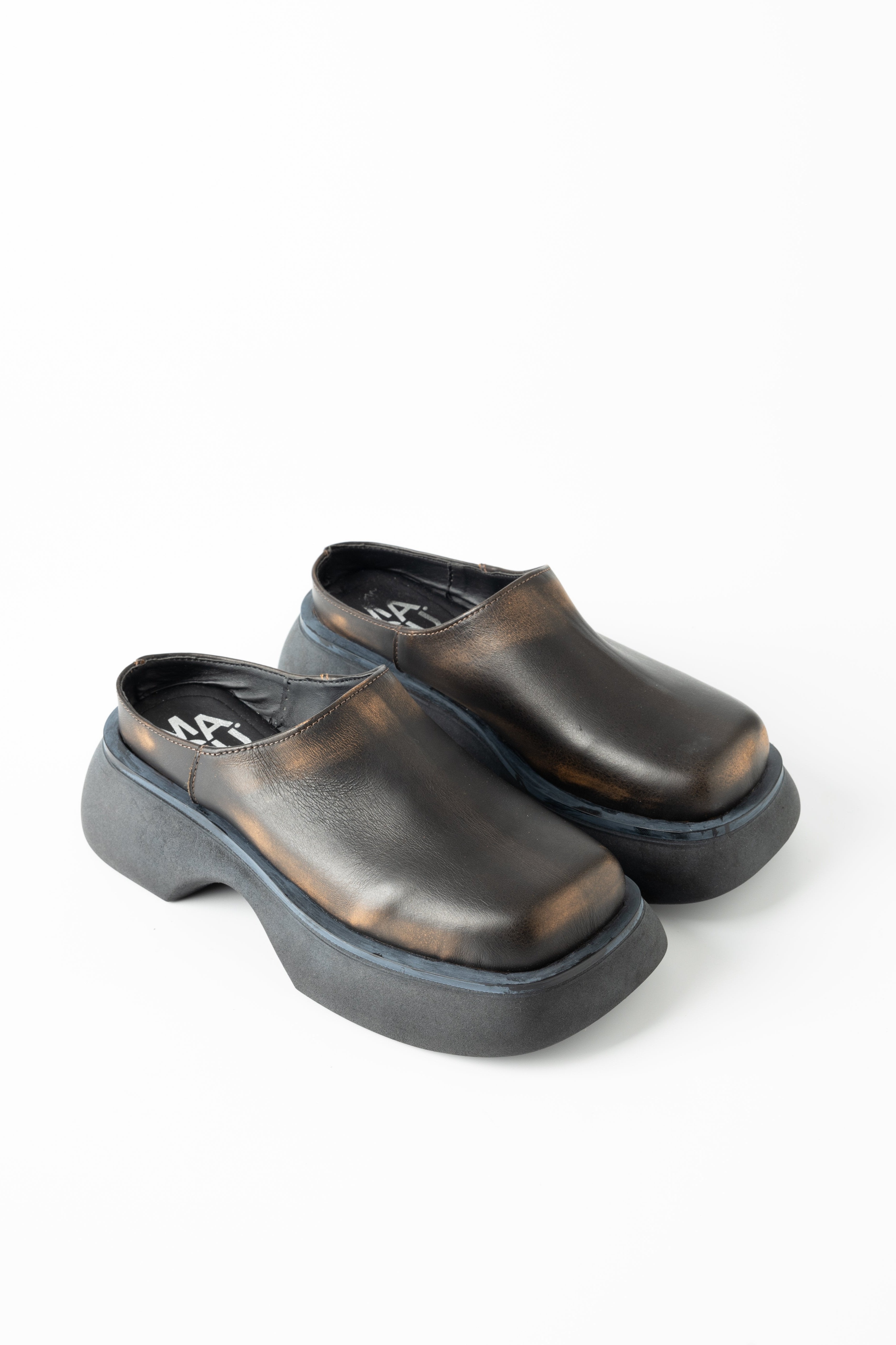 Zuecos Castro Marrones (2x1)