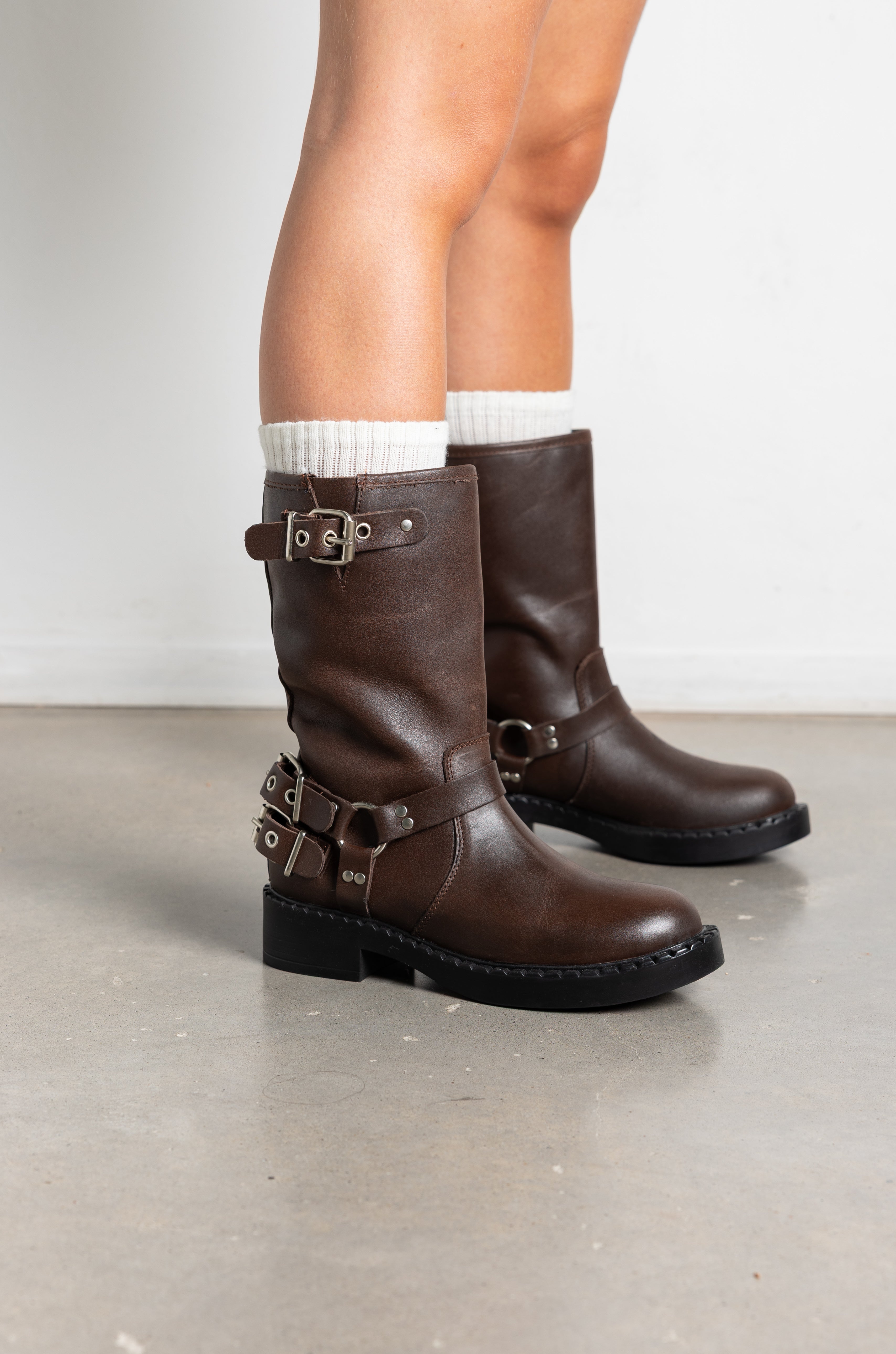 Borcego Artigas Marron Cuero